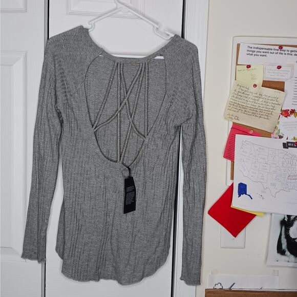 Chaser Open Criss Cross Back Waffle Knit Top NWT - Picture 2 of 8